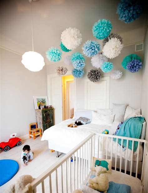 Tipps und ideen für ein süßes babyzimmer. Babyzimmer dekorieren - 38 Ideen mit Papierlaternen und Pompoms