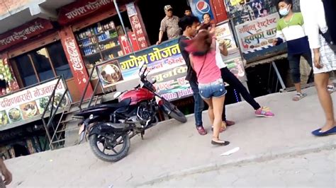 nepali girls fights at jadibuti नेपाली केटी हरु को झगडा youtube