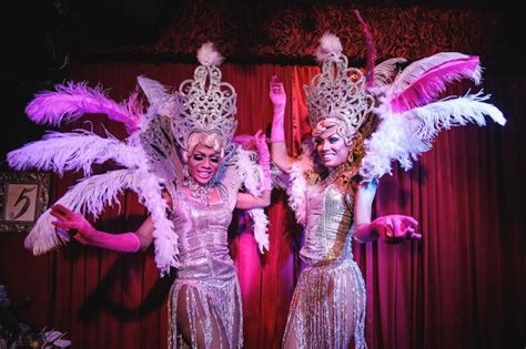 Photos Transgender Cabaret Shows All The Rage In Bali