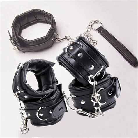 Leather Padded Handcuffs Lockable Buckle Slave Bdsm Collar Ankle Cuffs Bondage Set Sex Toys For