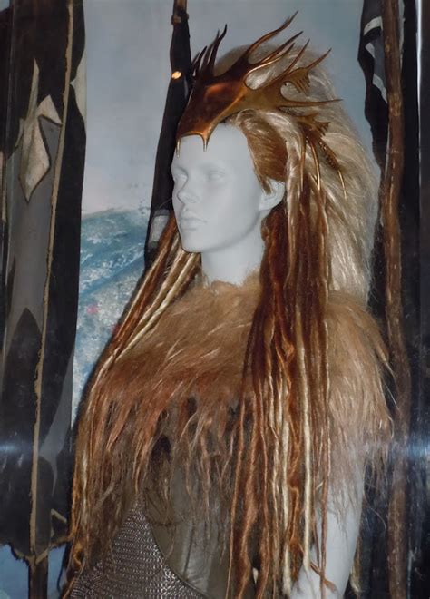 Hollywood Movie Costumes And Props White Witch Costume And Chariot