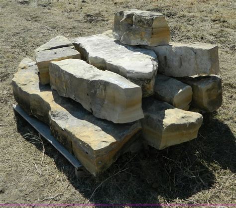 Assorted Limestone Fence Posts In Wilson Ks Item Ad9862 Sold
