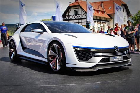 Volkswagen Dünya Piyasasına Yeni Bir Model Getiriyor Arabalar
