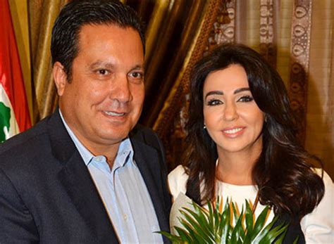 فيروس كورونا يهاجم الإعلامي زاهي وهبي… المملكة المتحدة تسجل أعلى زيادة لعجز… على ماذا يدل اللون الابيض. زاهي وهبي ورابعة الزيات يدعوان جميلة بو حريد ومروان خوري ...