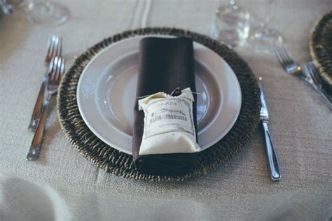 Una frase d'amore o una citazione romantica , un gesto inaspettato o un mazzo di fiori: Un matrimonio ispirato al vino e all'uva | Matrimoni a ...