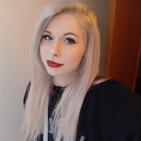 (29f) I gave this guy a chance twice and he ghosted me both times dang