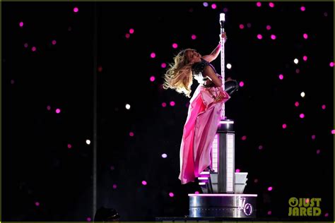 Full Sized Photo Of Jennifer Lopez Shakira Super Bowl Halftime Show