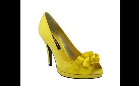 Gorgeous yellow wedding shoes - Wedding Clan | Yellow wedding shoes, Wedding shoes, Yellow wedding