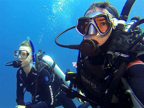 Deep Sea Divers Den Reef Quest Trip Review