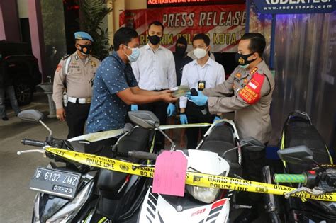 Loker.sby mau jago optimasi instagram? Tukang Sayur di Tangerang Nyambi Curi Motor, Raup Rp3,6 ...