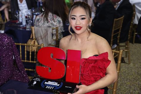 Suni Lee Sports Illustrated 2021 Female Athlete Of The Year Popsugar Fitness Uk Photo 6