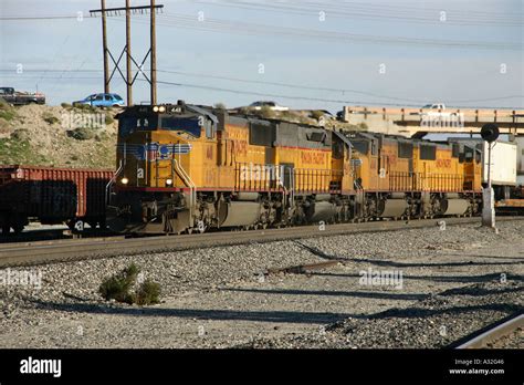 Union Pacific Intermodal Train North Palm Springs Usa Stock Photo Alamy