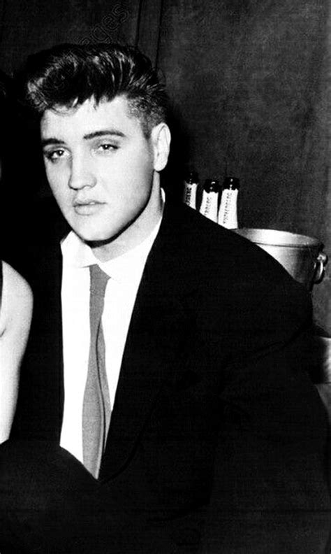 Elvis presley this song is about the cycle of poverty and violence, using bookends to imply that the baby being born at the end of the song is going to meet the same fate as the young man… read more Elvis Presley... | Elvis presley photos, Young elvis ...
