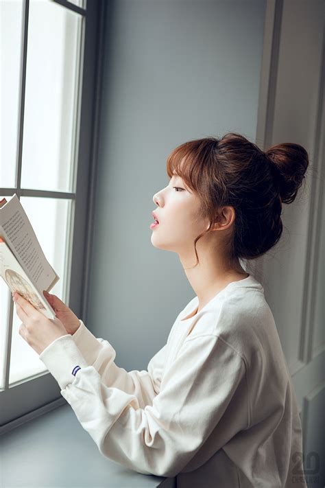 이 문서는 2021년 6월 3일 (목) 10:38에 마지막으로 편집되었습니다. 표지모델! 성균관대 연기예술학 15 양혜지 | 대학내일