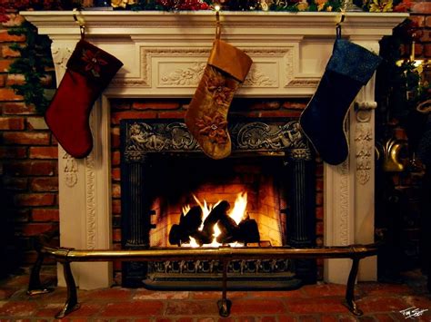 Christmas Fireplace Fire Holiday Festive Decorations T Wallpaper