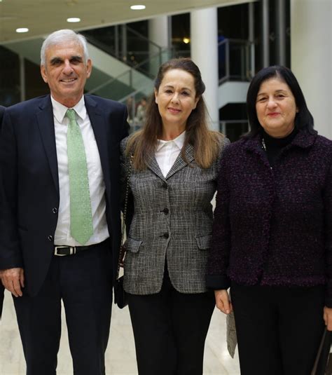 דנה ויס עושה בושות בחתימת הסכם השלום עם איחוד האמירויות. הלאונג' פלוטקין ורפפורט מחבקים את הילדים | TMI