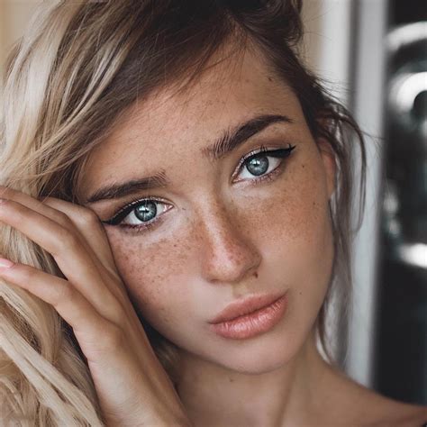 If you choose to try this again, but with other mico goals or products consider your lifestyle, skin type, and regimen starting point. 7 Great Make up Tutorials for Skin with Acne ...