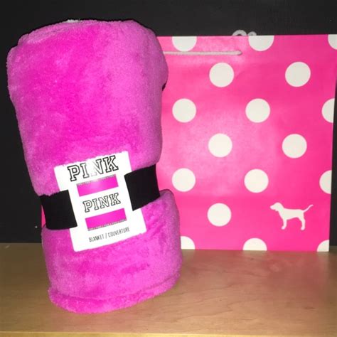 62 Off Pink Victorias Secret Accessories Rare And Hard To Find