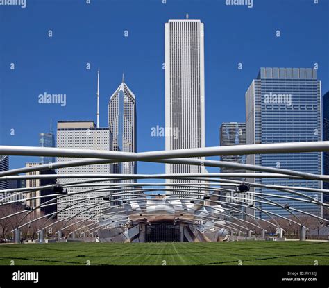 Millennium Park In Chicago Stock Photo Alamy