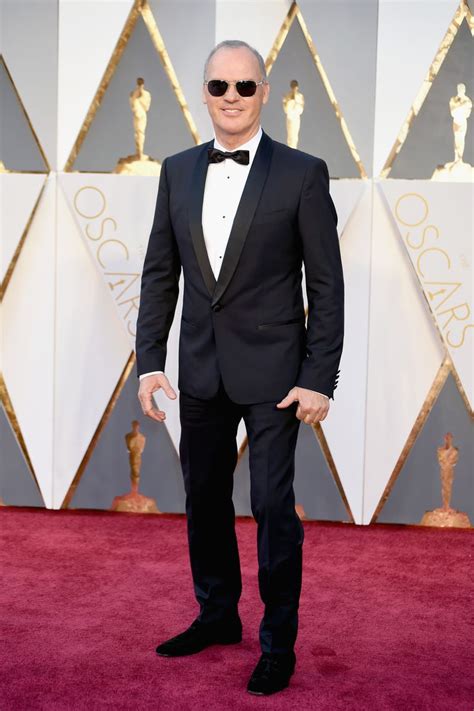 You would think the actor's major comeback would be the subject of his opening. See All the 2016 Oscars Red-Carpet Looks - Slideshow - Vulture