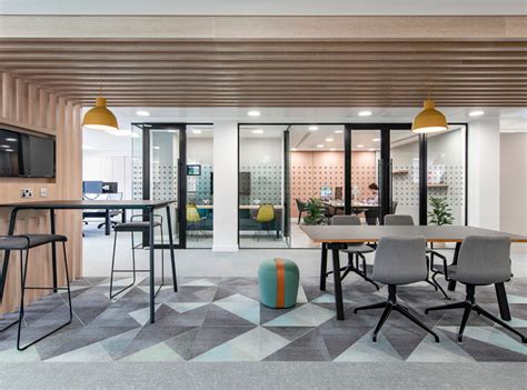 A Tour Of Deloittes Sleek New Prague Office Officelovin Best