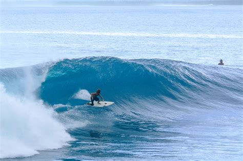 Samoa Surfing Top Surf Breaks On The Island Of Upolu