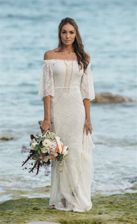 Romantic Bohemian Wedding Dresses For Your Big Day