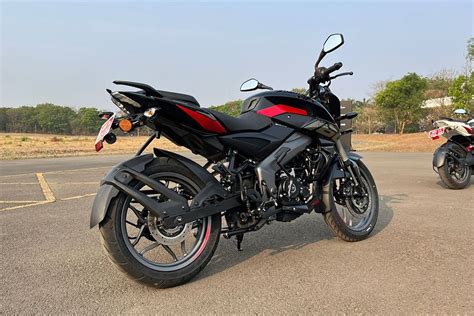 Bajaj Pulsar Ns160 Price Images Colours Mileage And Reviews