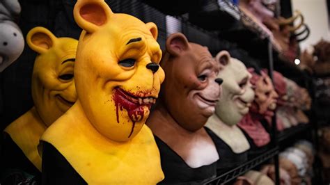 Silicone Creature Masks At Monsterpalooza 2022 YouTube