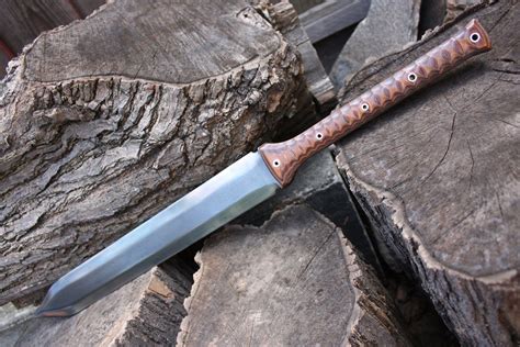 Pin By Patrick Everett On Good Survival Knives Gladius Sword Knife