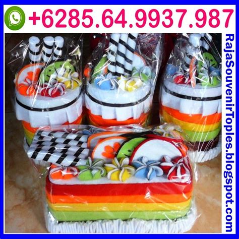 Apa sebenarnya kain flanel itu? Pin di 081249362824, Harga Toples Flanel Natal, Toples ...