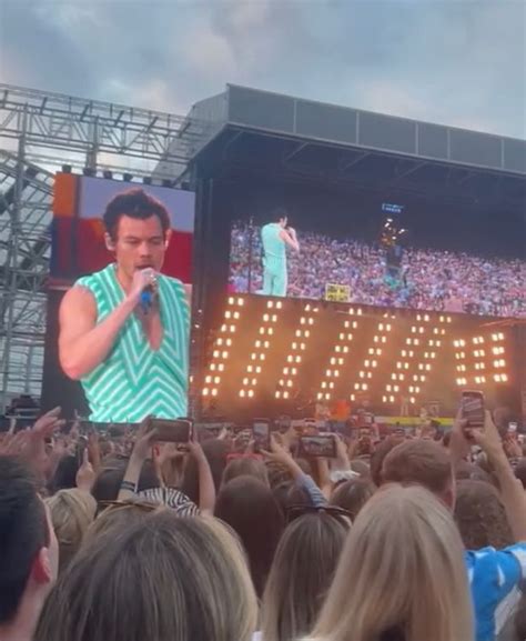 Slane Castle Owner Defends Harry Styles Concert Amid Online Backlash Dublin Live