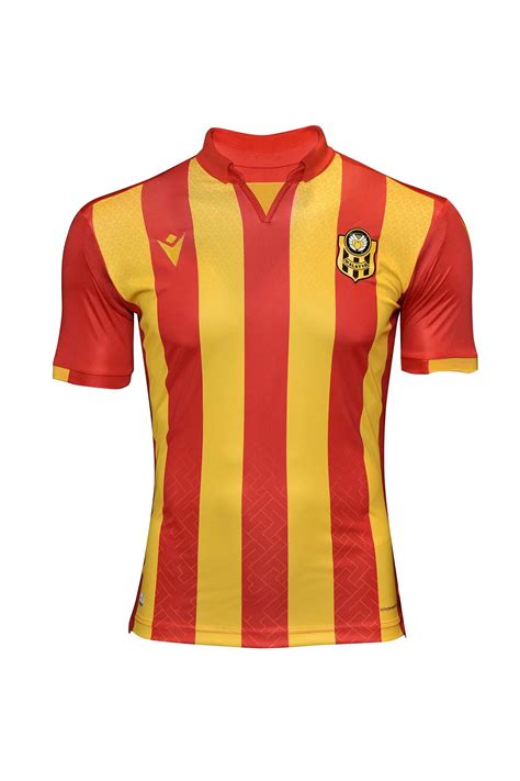 Malatya'da bir kayısı bahçesinde çekilen ve yeni malatya stadyumu'nda futbolcuların forma. Yeni Malatyaspor Sarı Kırmızı Forma YM-4400 - Bilcee