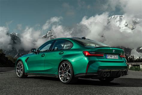 Proximity key for doors and push button start. 2021 BMW M3 and M4 Coupe Celebrate Very Bold Style With No ...
