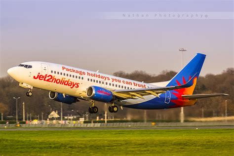 Mr heapy is chief executive of jet2. LIL - Boeing 737-33V (G-GDFN) Jet2 | Holidays Livery | Nathan Walkowiak | Flickr