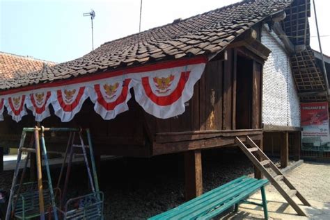 Check spelling or type a new query. Rumah Adat Panjalin, Saksi Bisu Islamisasi Majalengka ...