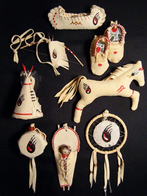 See more ideas about christmas decorations, christmas, native american. 17 best Native Christmas Decorations images on Pinterest | Diy christmas decorations, Christmas ...