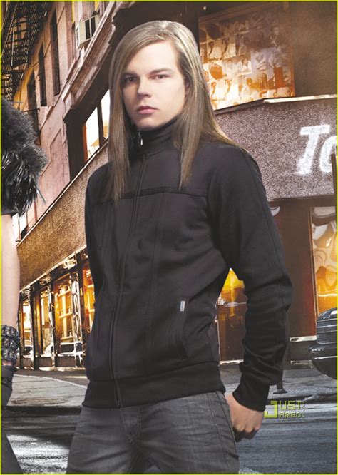 Dom vet nu vem mannen som misshandlade gustav är. Tokio Hotel Takes German Vogue : Photo 2198591 | Bill ...