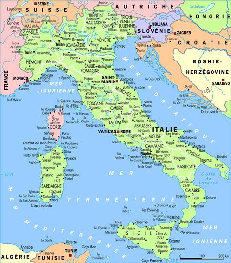 Carte de l'Italie avec les villes et les régions