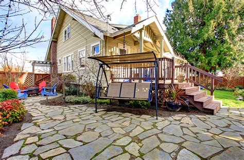 Our stone patio ideas with the installation tips are your easy way to get a nice and relaxing patio at your home. 39 Best Flagstone Patio Designs (Pictures) - Designing Idea