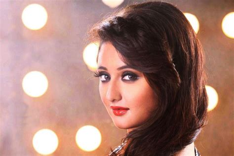 Big Boss Contestant Rashmi Desai Birthday Must Know Facts About Her