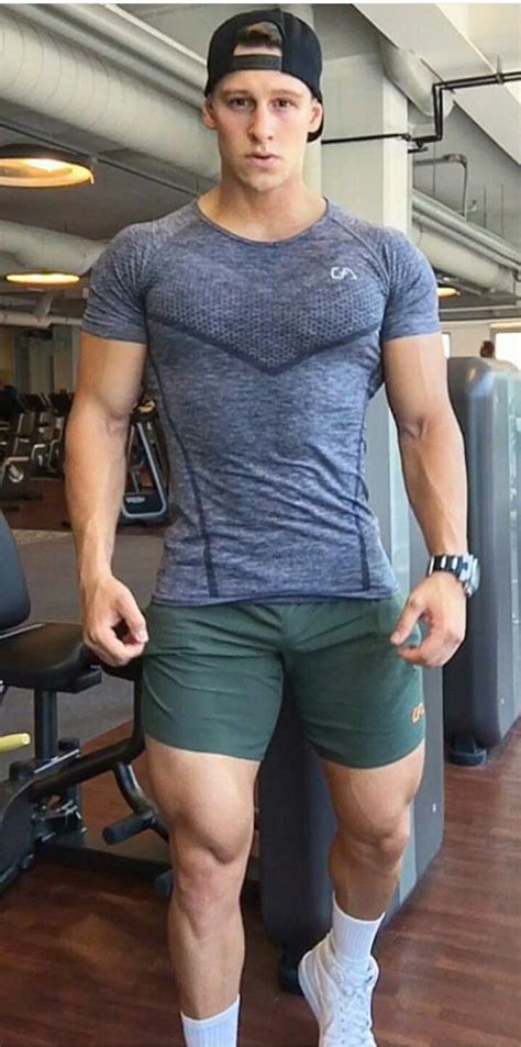 Absolute Muscle Cute Muscle Guy Hombres En Forma Hombres Ropa Casual