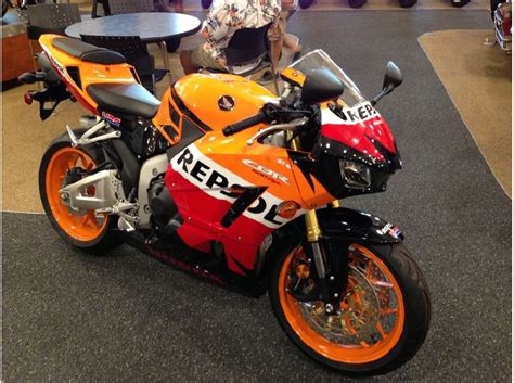 Honda cbr repsol edition 2003. 2013 Honda CBR600RR Repsol Edition for sale on 2040-motos