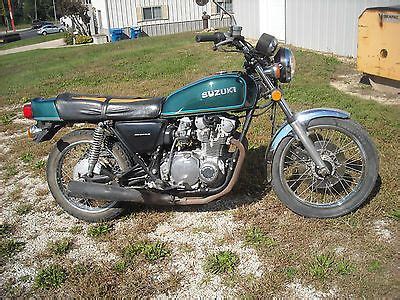 Those first gs550 models were powered by a 549. 1977 Suzuki GS 1977 suzuki gs550 please retweet | Suzuki ...