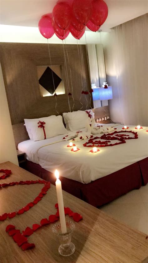 Create A Romantic Ambiance With These Romantic Room Decoration Ideas
