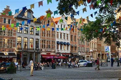 visiting brussels in one day a short and sweet brussels itinerary — travelingmitch