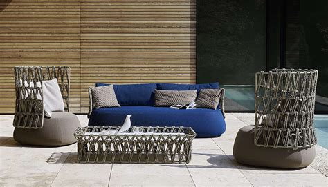 Besides, it's known as one of the international capitals of design, style and fashion. Best Italian Sofa Brands: Best Italian Designer Sofas ...