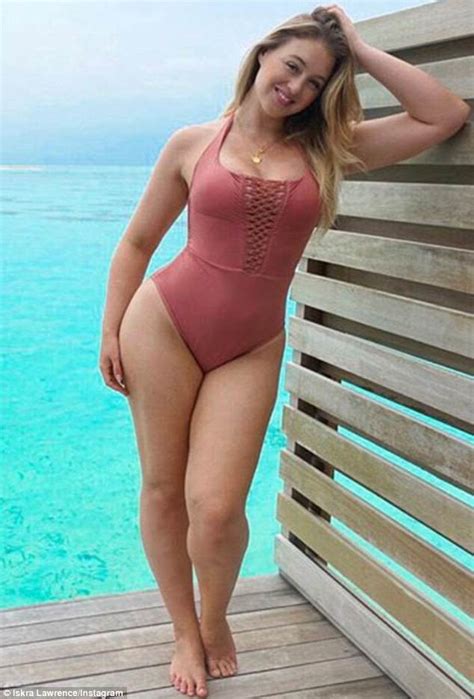Iskra Lawrence Poses For Fourth Of July Themed Photoshoot Daily Mail Online