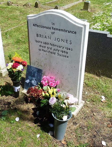 44 Años Atrás Se Nos Fue Brian Jones