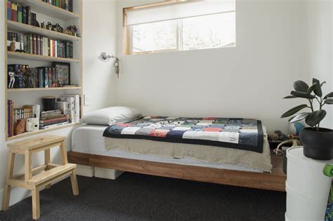 Pegboards, transformer furniture, tinted mirrors, and more from studio aisslinger for the hobo hotel stockholm. 15 Hot Bedroom Decorating Styles and Tips